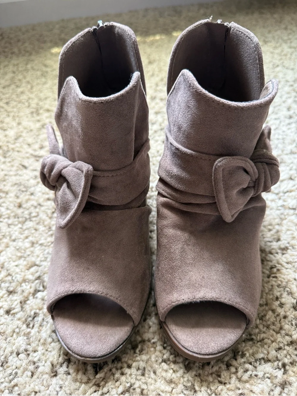 Nature Breeze Taupe Suede Peep-Toe Knot Booties